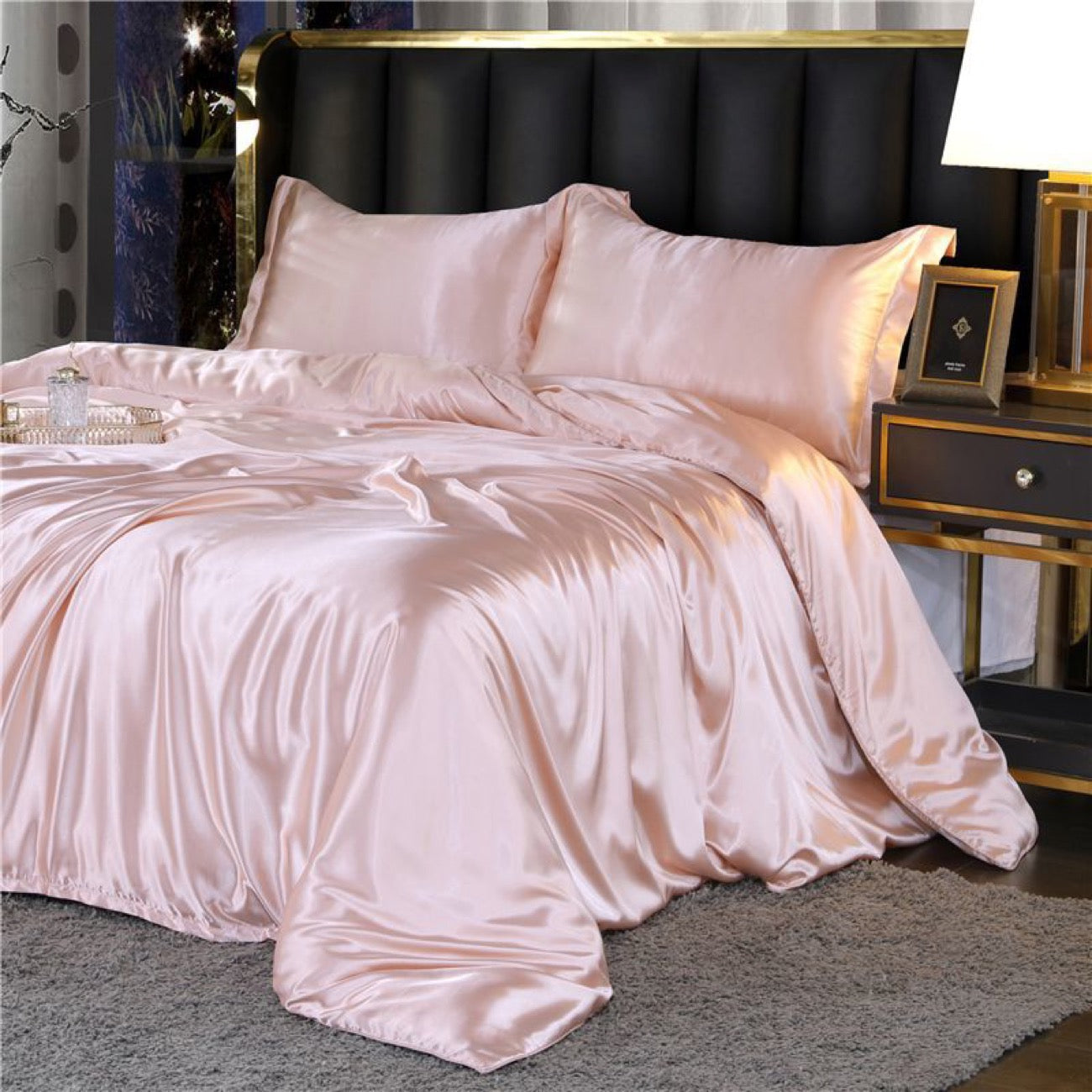 Luxury Mulberry Silk 4-Piece Bedding Set – Silk Duvet Cover, Fitted Sheet, Silk Bed Sheet, Skin-Friendly Sleep Essentials