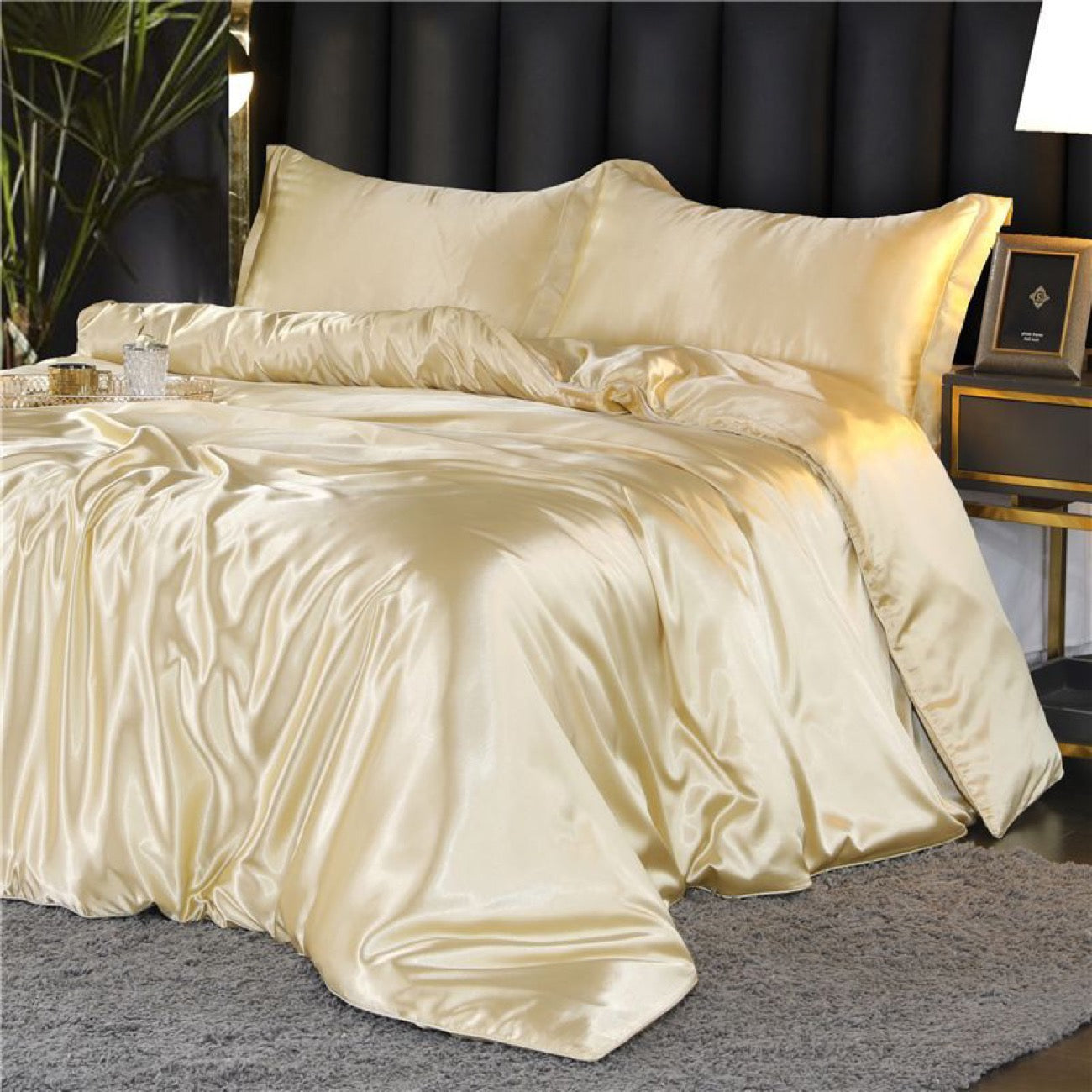 Luxury Mulberry Silk 4-Piece Bedding Set – Silk Duvet Cover, Fitted Sheet, Silk Bed Sheet, Skin-Friendly Sleep Essentials