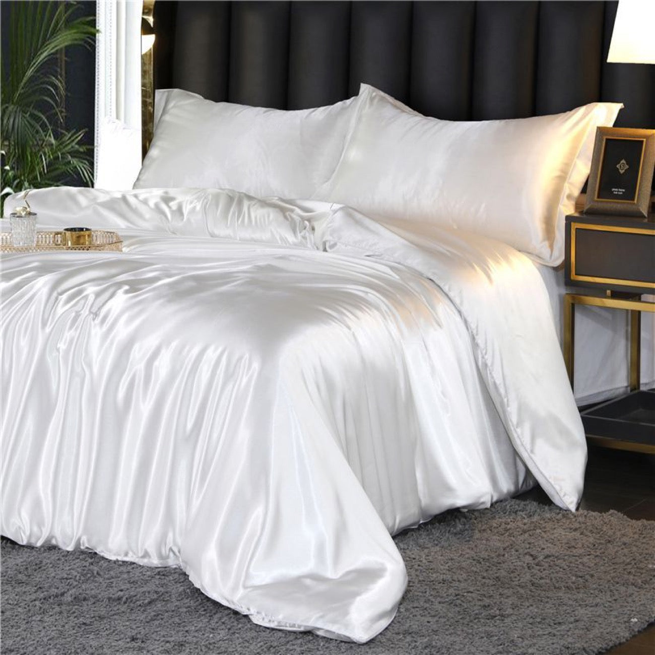 Luxury Mulberry Silk 4-Piece Bedding Set – Silk Duvet Cover, Fitted Sheet, Silk Bed Sheet, Skin-Friendly Sleep Essentials
